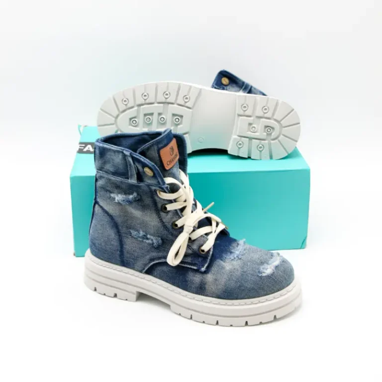 Fashion Denim Boots Ripped