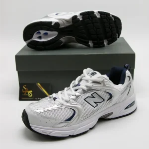 New Balance 530 - White/Silver/Navy