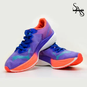 The Puma Deviate Nitro Elite Men’s Running Shoes are crafted for runners who demand both speed and responsiveness on every stride. Designed with advanced NITRO Elite foam, these shoes deliver exceptional cushioning and energy return, ensuring a smooth and explosive performance whether you’re training or racing. The lightweight construction reduces fatigue over long distances, while the carbon-fiber INNOPLATE acts as a propulsive lever, maximizing running efficiency and forward momentum.