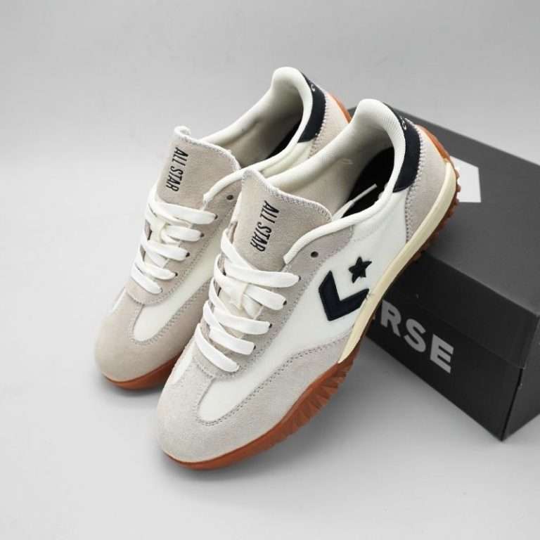 The Converse Run Star Trainer Ox is a bold reinterpretation of the classic Converse low-top aesthetic, combining heritage sportswear roots with contemporary street-style innovation. This sneaker stands out with its sculpted midsole and exaggerated platform design, instantly elevating everyday outfits with an edgy flair. The upper retains the timeless Converse canvas profile, ensuring breathability and lightweight comfort throughout the day. Whether you’re walking the city streets or styling a casual fit for a night out, the Run Star Trainer Ox offers versatility and fashion-forward appeal.