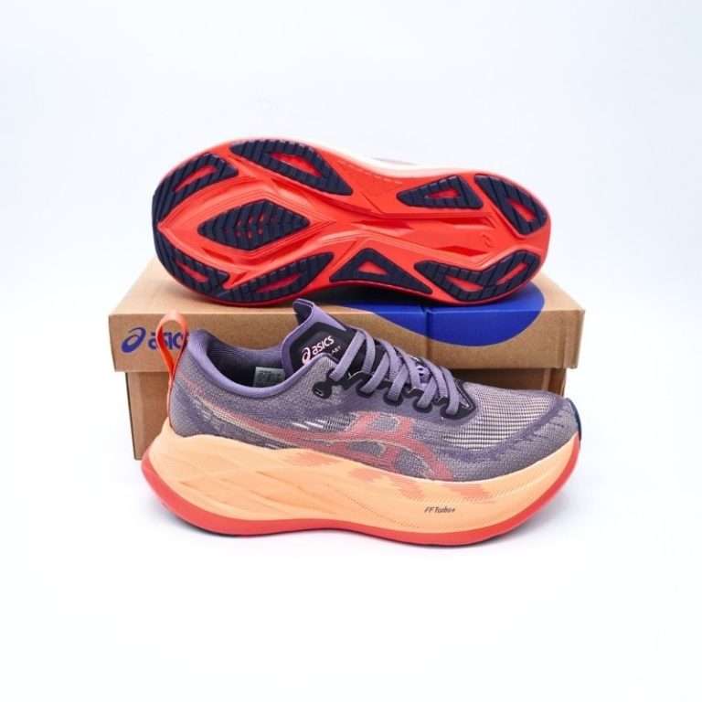 The ASICS Superblast 2 is built for runners who crave a powerful fusion of cushioning and responsiveness without sacrificing lightweight comfort. This high-performance running shoe is designed to deliver explosive energy return for daily training, long-distance sessions, and tempo workouts. Its standout feature is the dual-layer midsole composed of energetic FF TURBO and FF BLAST PLUS ECO cushioning, which offers a smooth, springy ride that feels incredibly soft on landing yet firm enough to generate powerful forward momentum. This innovative midsole construction creates the perfect balance between comfort and performance, making every step feel lighter and more efficient.